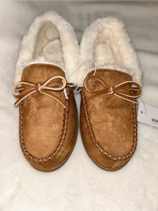 Sonoma Shoes - NWT Sonoma M 7-8 Brown Moccasin Faux Suede Fur
Lined Flats Slip On Slippers